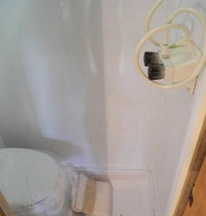 RV Rental Denver TREK Bath